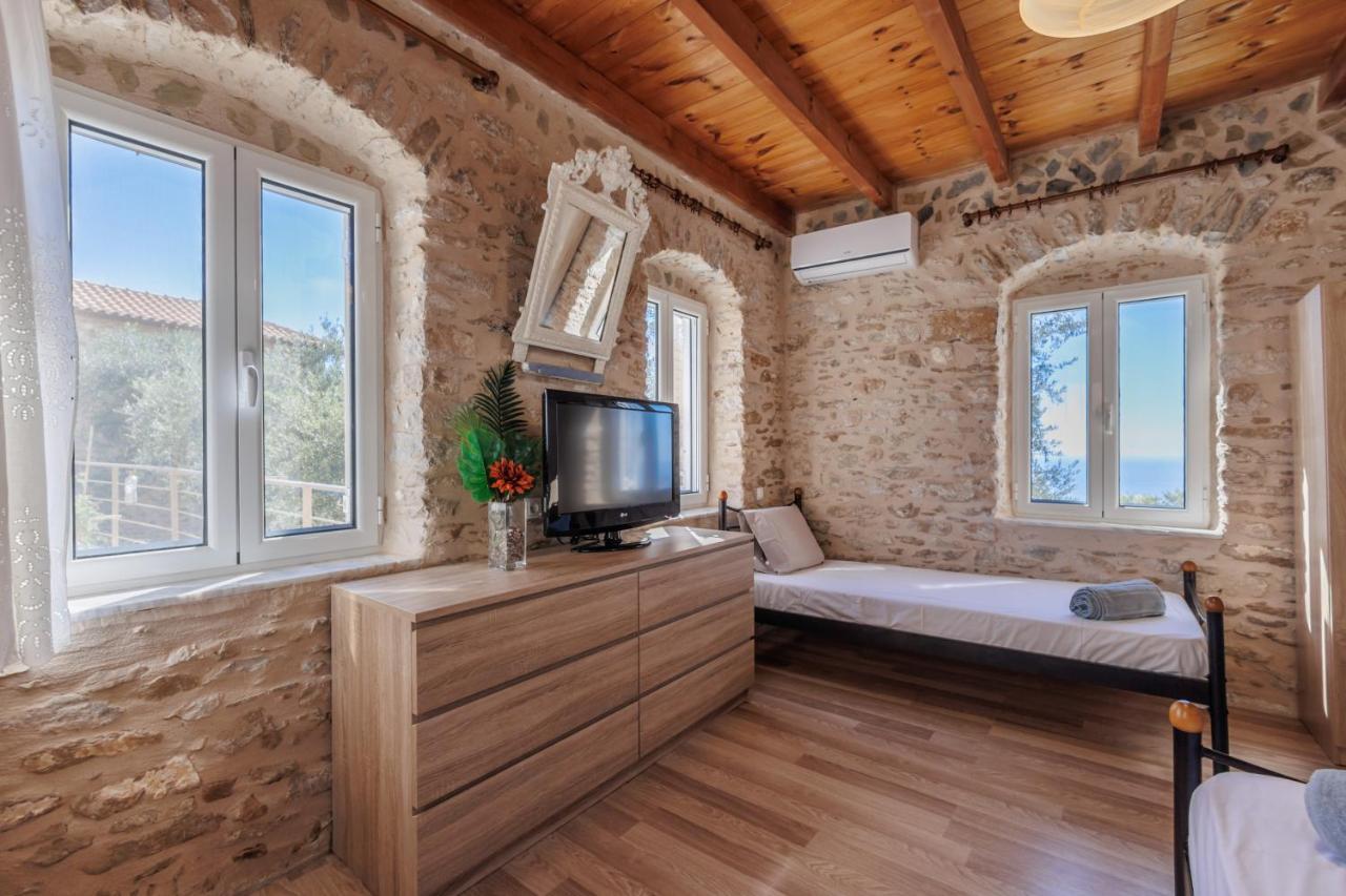 Villa Somatiana- Traditional Stone House , West Mani Thalámai Zewnętrze zdjęcie